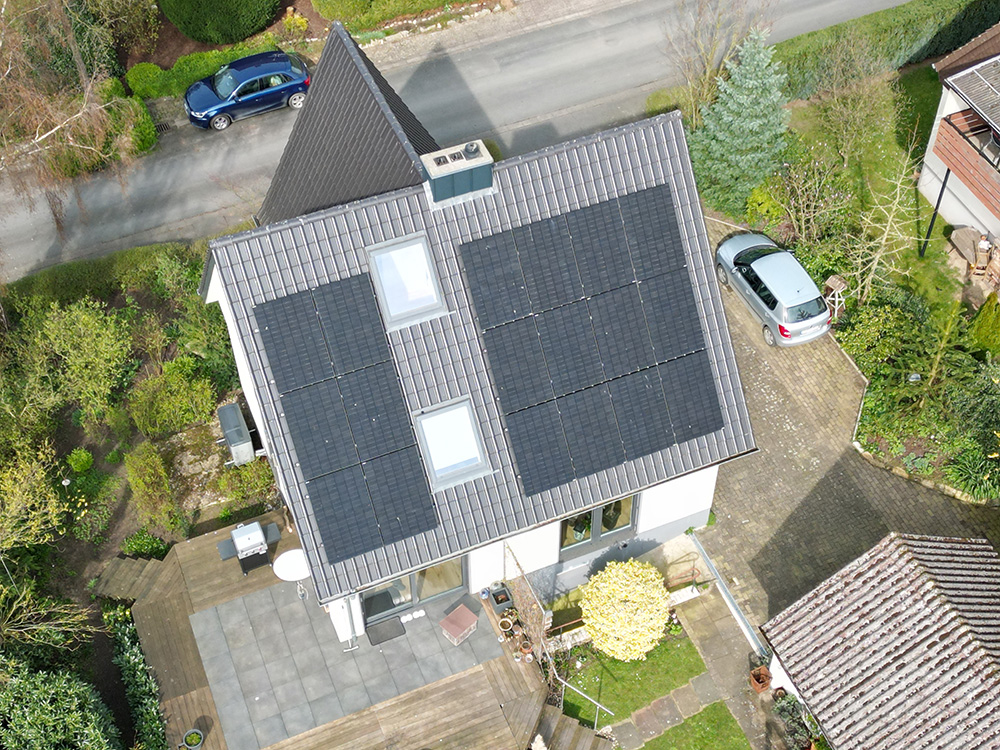 pv anlage dach haus